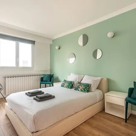 Apartment Spacieux Et Confortable Avec Vue Tour Eiffel Puteaux
