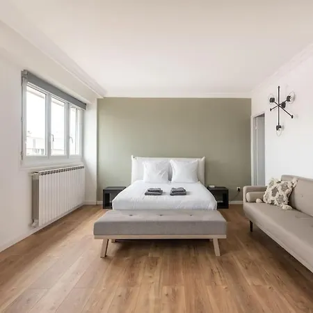 Apartment Spacieux Et Confortable Avec Vue Tour Eiffel *