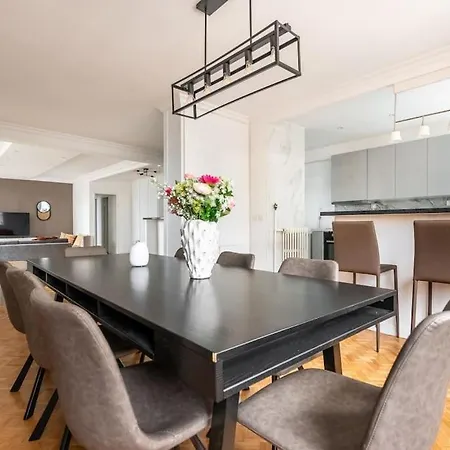 Apartment Spacieux Et Confortable Avec Vue Tour Eiffel Puteaux